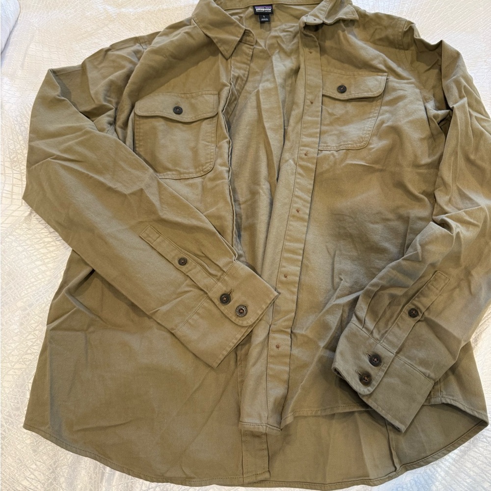 Patagonia Olive Green Women's Shirt Jacket